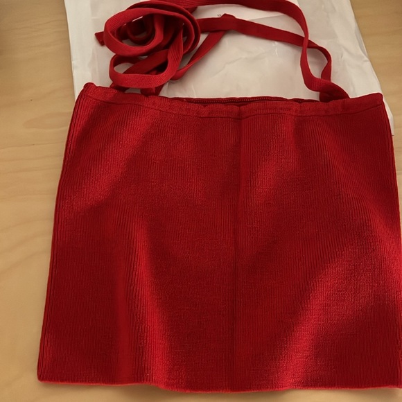 NWT XS ARQ Liv Tank Cherry - Picture 2 of 3